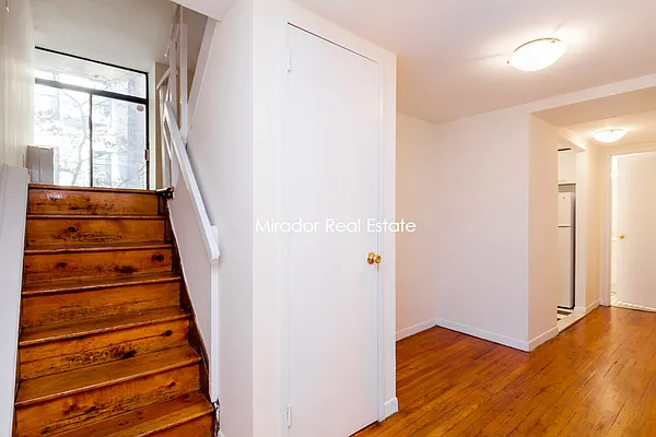 Rented by Mirador Real Estate | media 6