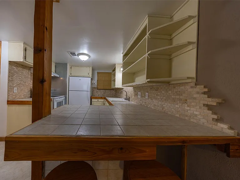 22 Stonehouse Cir — Photo 8