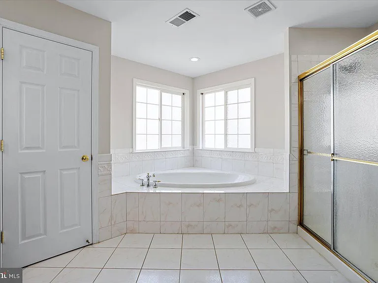 319 Morlyn Dr — Photo 38