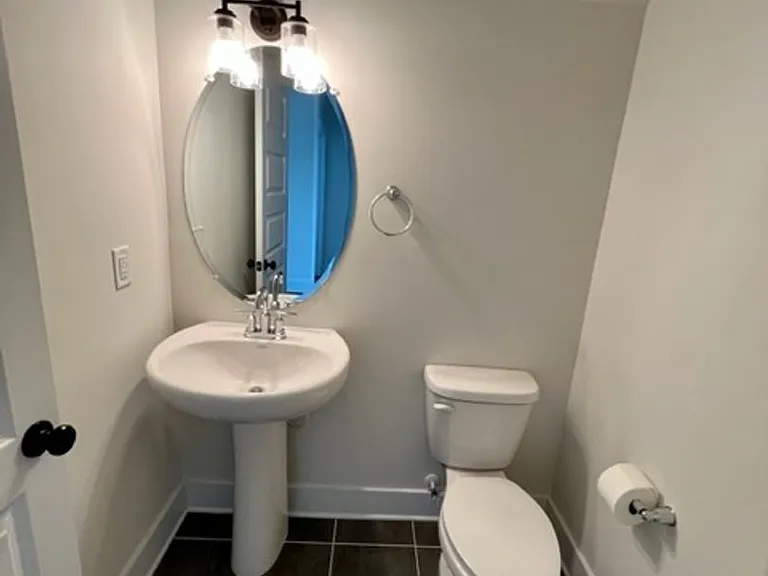 2403 Blue Heron Dr — Photo 5