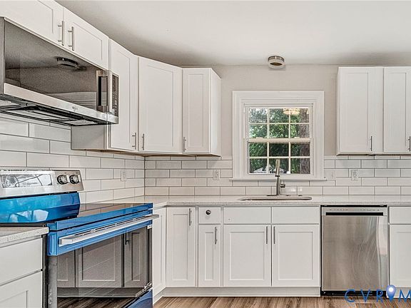 4th image of 5109 Dermotte Ln