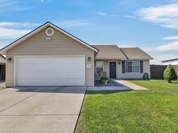 2534 E Helena St, Pasco, WA 99301