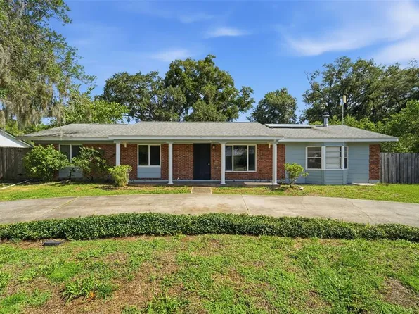 915 E Michigan Ave, Deland, FL 32724