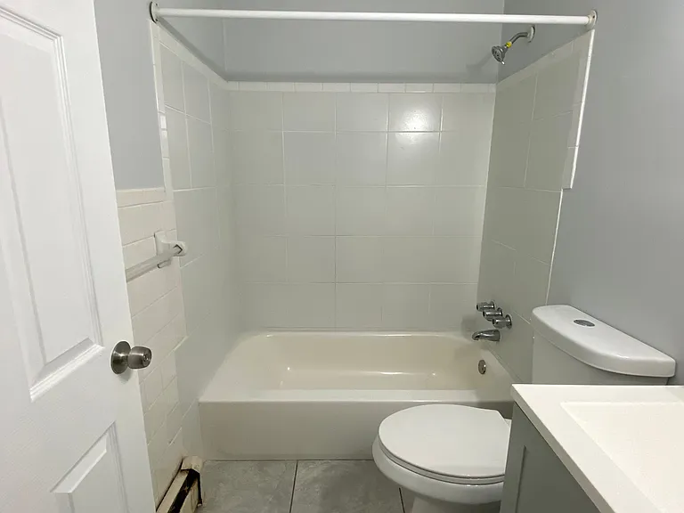4520 Springfield Ave #B3 — Photo 8