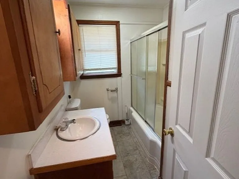 929 E Haggard Ave — Photo 10