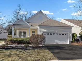 134 Stone Manor Dr, Somerset, NJ 08873