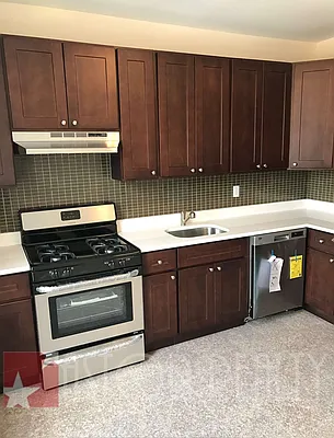 Rented by Astor Realty | media 3