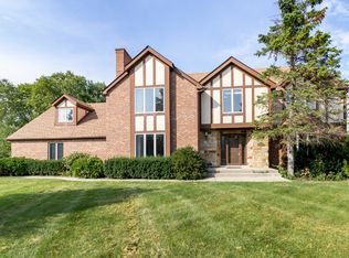 4 Tewkesbury Ln, South Barrington, IL 60010