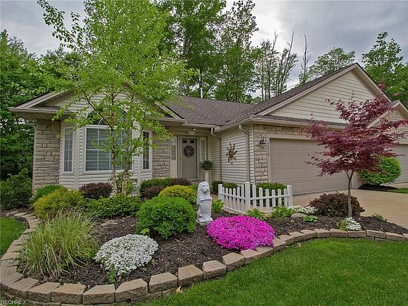 2nd image of 4514 Stone Creek Dr