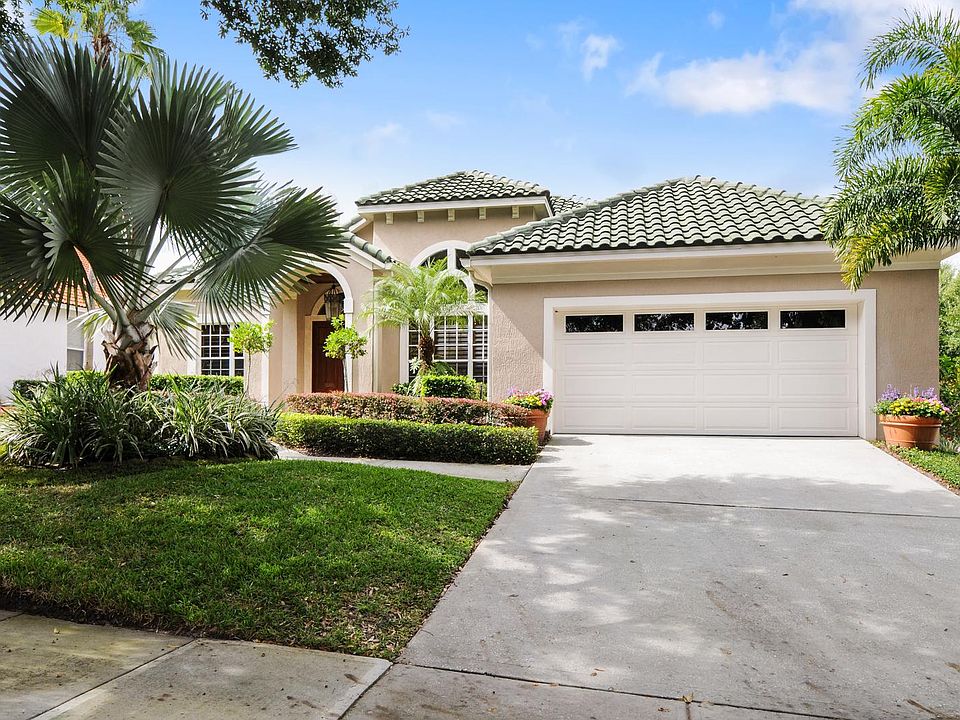 1st image of 1824 Vista Royale Blvd