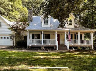 1609 White Oak Dr, Winder, GA 30680