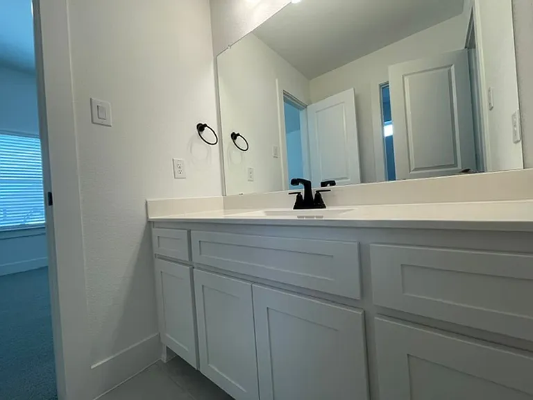 3714 Milwaukee Ave — Photo 28