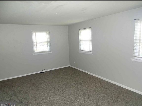 5th image of 2913 Secane Dr Floor 1