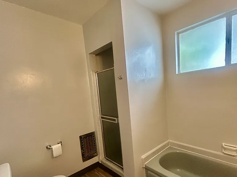 1428 Havenhurst Dr #16 — Photo 16