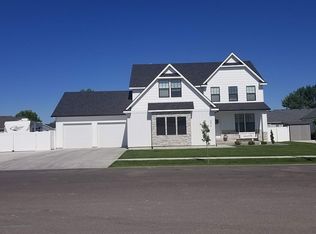 4876 Hiram Ave, Chubbuck, ID 83202