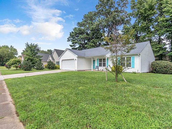 3rd image of 348 Scarlet Oak Dr
