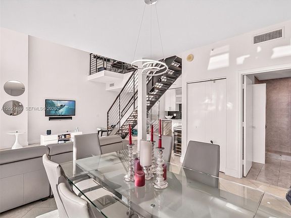 5th image of 60 SW 13th St APT 4205