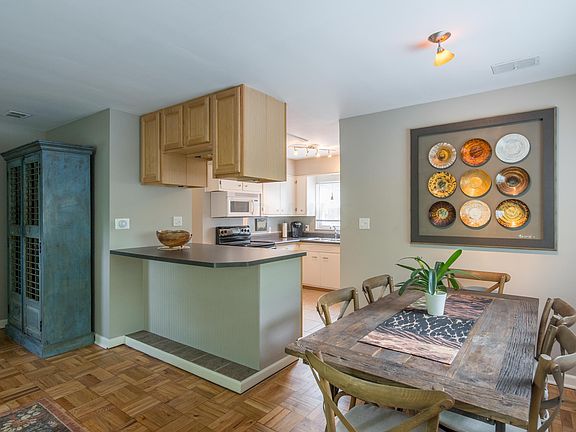 4th image of 2777 Eastcleft Dr