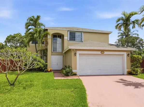 8801 SW 9th Ct, Hollywood, FL 33025