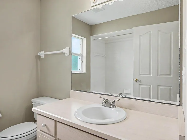 4 Foxhall Ct — Photo 41