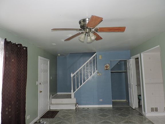 3rd image of 5620 Santa Barbara Dr #0
