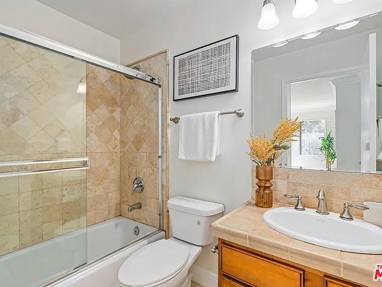 1716 Brockton Ave #101 — Photo 20