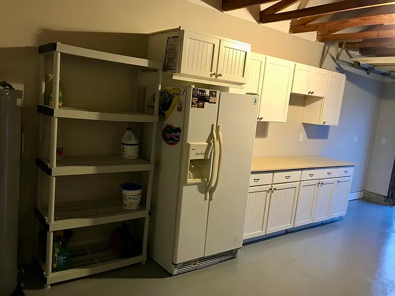 340 S Orlando Ave — Photo 28
