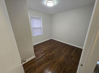 2011 N 18th Ave APT 1, Melrose Park, IL 60160