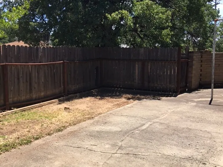 1445 San Francisco St — Photo 16