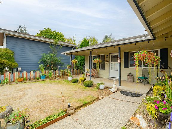 2nd image of 21 NE 199th Ave