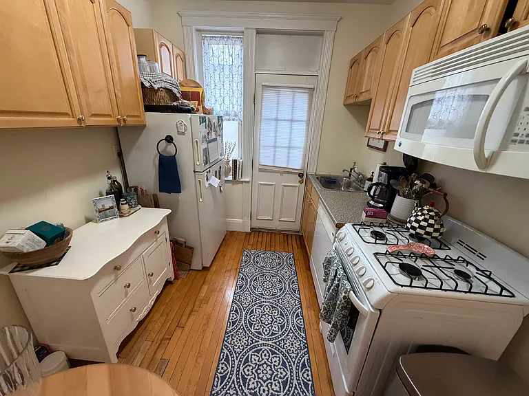 24 Lothian Rd #402 — Photo 13