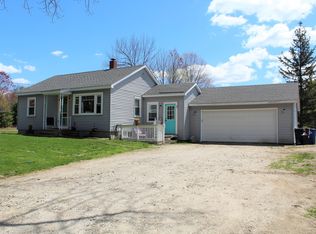 66 Highland Cliff Rd, Windham, ME 04062