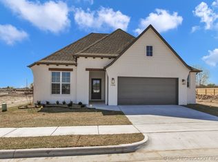 1206 N Elder Ave, Broken Arrow, OK 74012