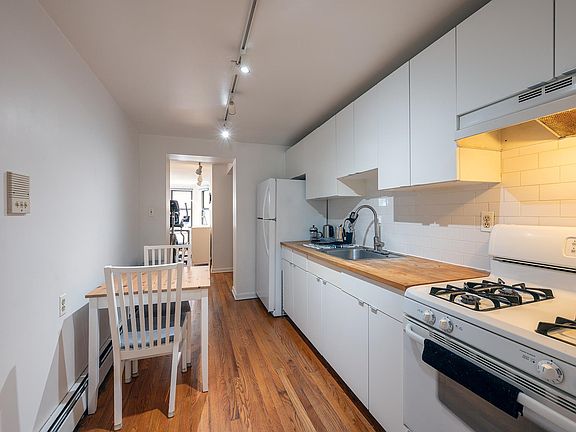 5th image of 290 Barrow St #1