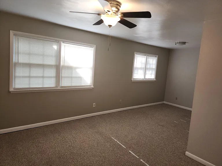 325 Ashlawn Dr #2 — Photo 15