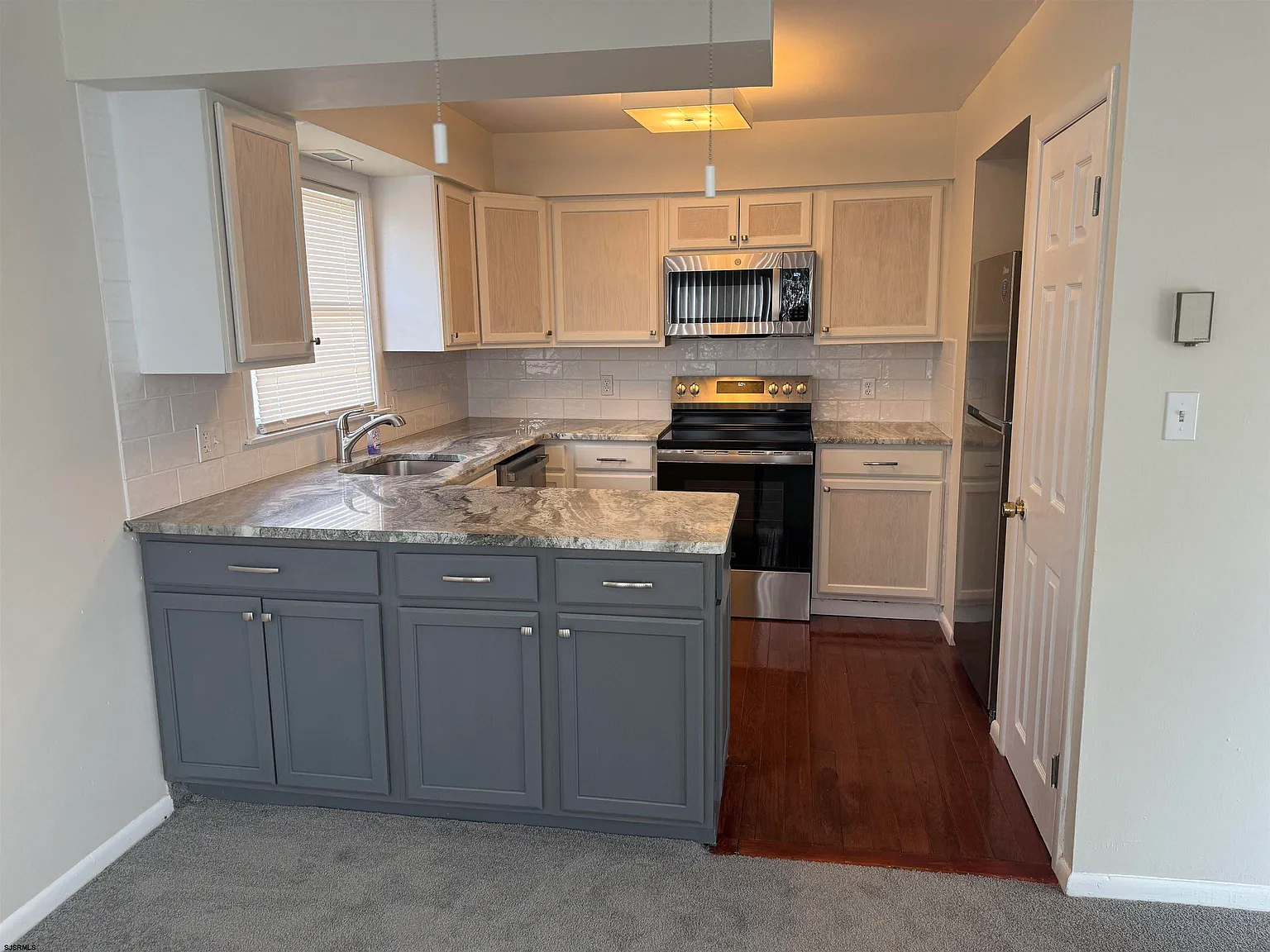 2 bed, 2.0 bath, $2,500 — Photo 2