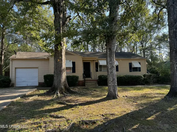 2914 Barwood Dr, Jackson, MS 39212