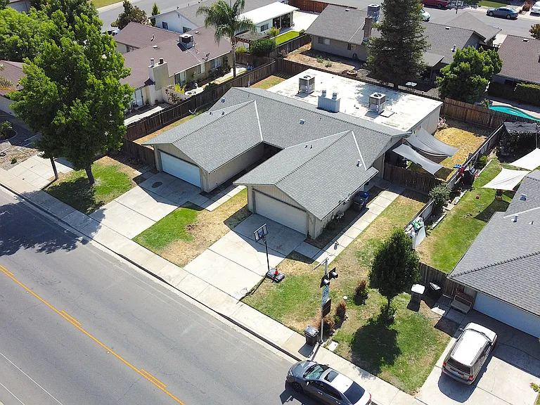 1655 Moffett Rd — Photo 6
