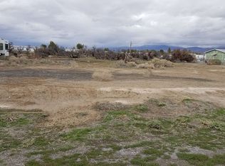 1670 Bank Ave, Pahrump, NV 89048