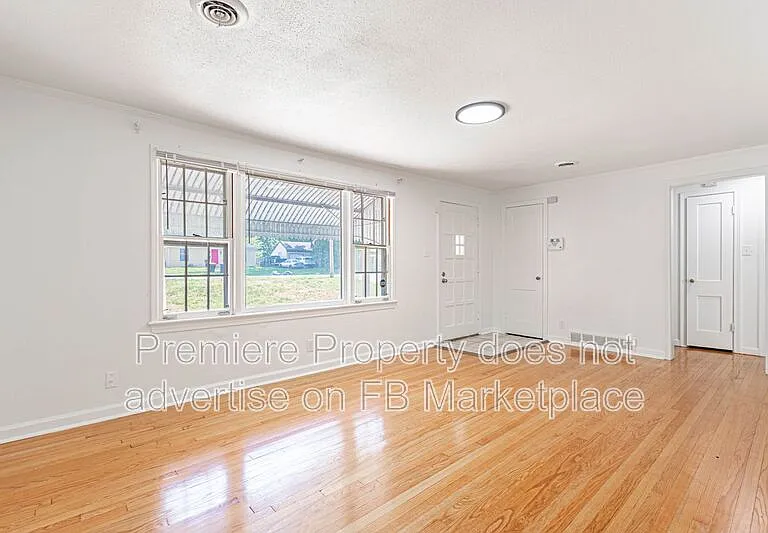 7723 Sni A Bar Rd — Photo 2
