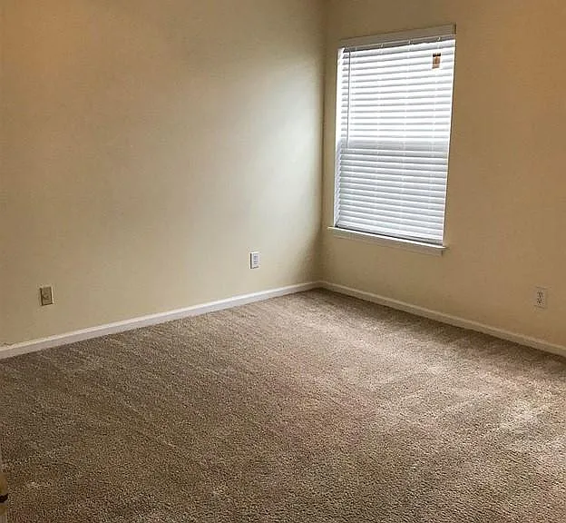 743 Coventry Ln #B7 — Photo 38