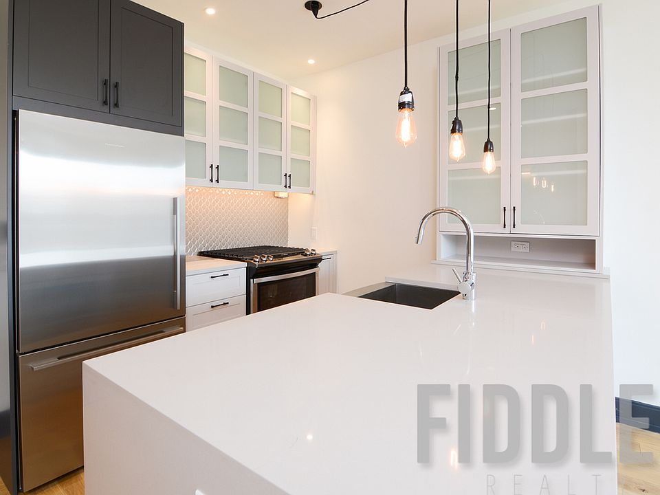 1st image of 10 Montieth St #221A