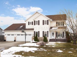 3725 N Sedona Dr, West Fargo, ND 58078