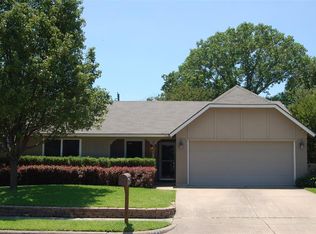 7605 Echo Hill Dr, Watauga, TX 76148