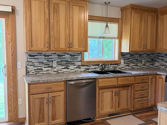 3rd image of 110 236th Ln NE