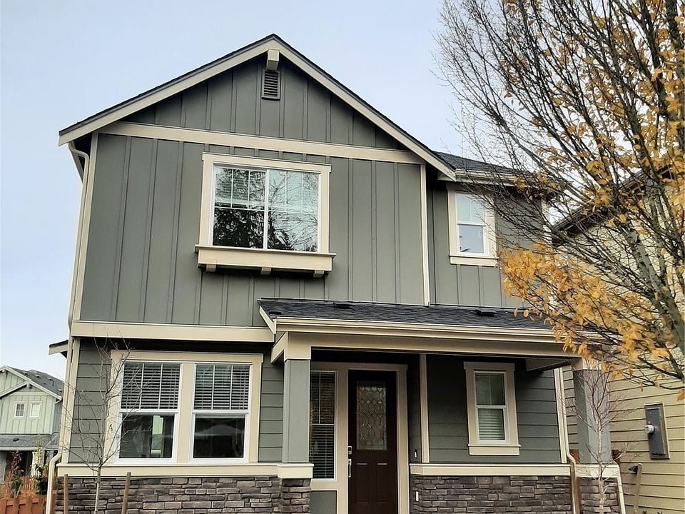 1st image of 1692 NE Falls Drive