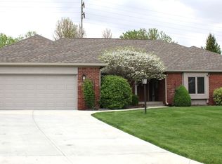 215 Fairway Ct, Franklin, IN 46131