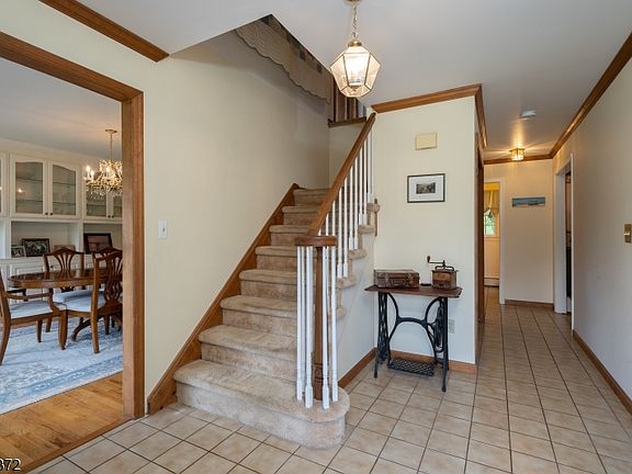 4th image of 71 Old Cedar Dr