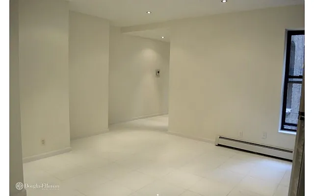 Rented by Douglas Elliman | media 21