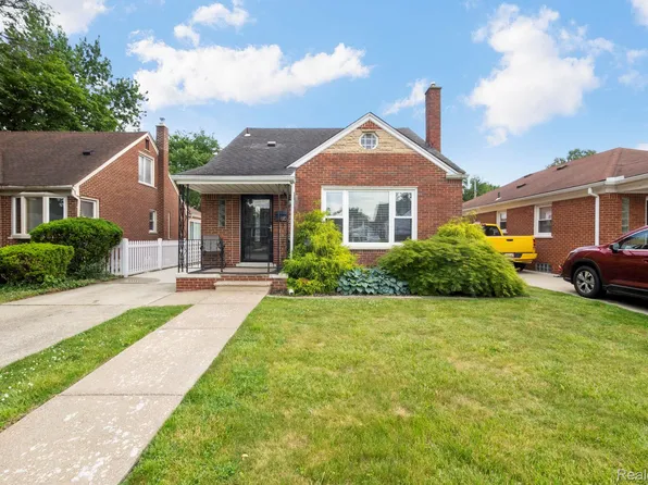 13225 Veronica St, Southgate, MI 48195